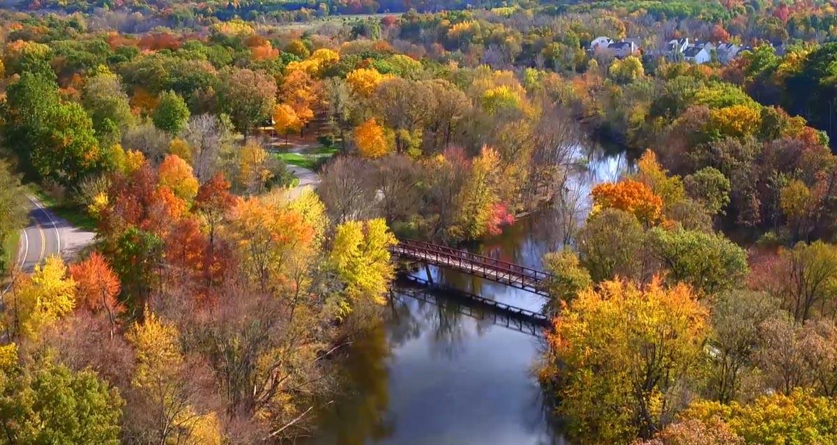 Border-to-Border Trail at Dexter-Huron Metropark. Source: Destination Ann Arbor.