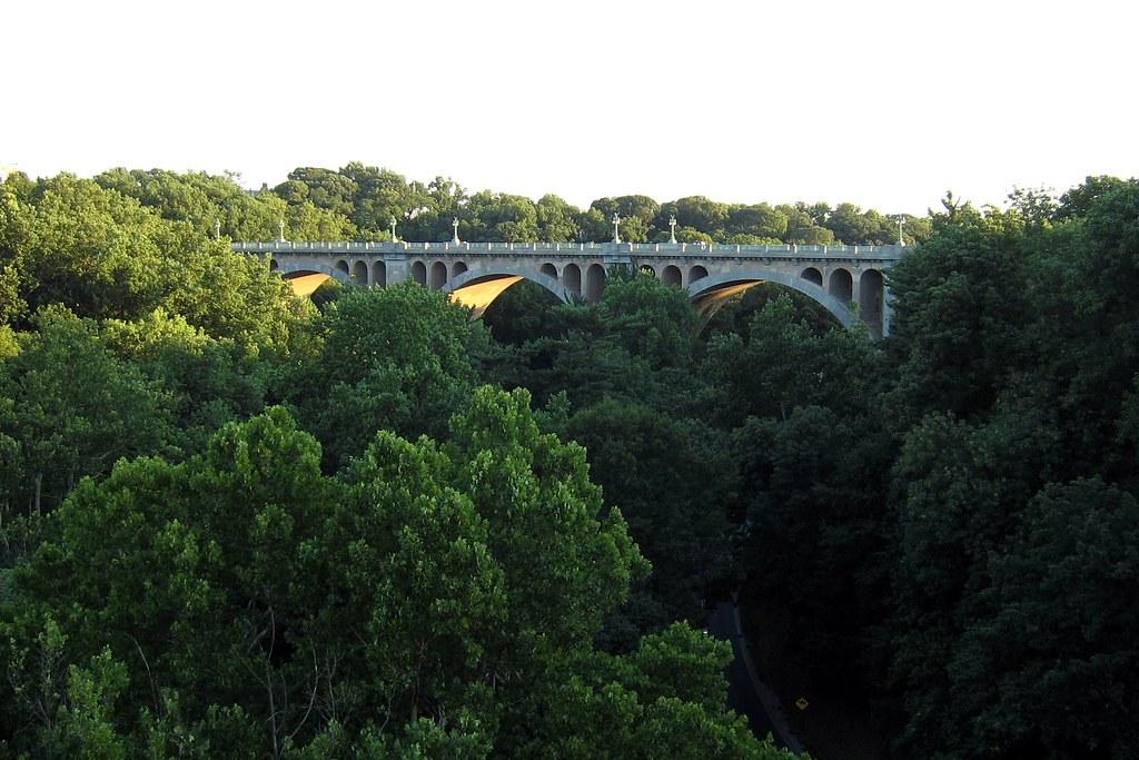 Washington D.C. Taft Bridge. Source: Flickr, KClvey.